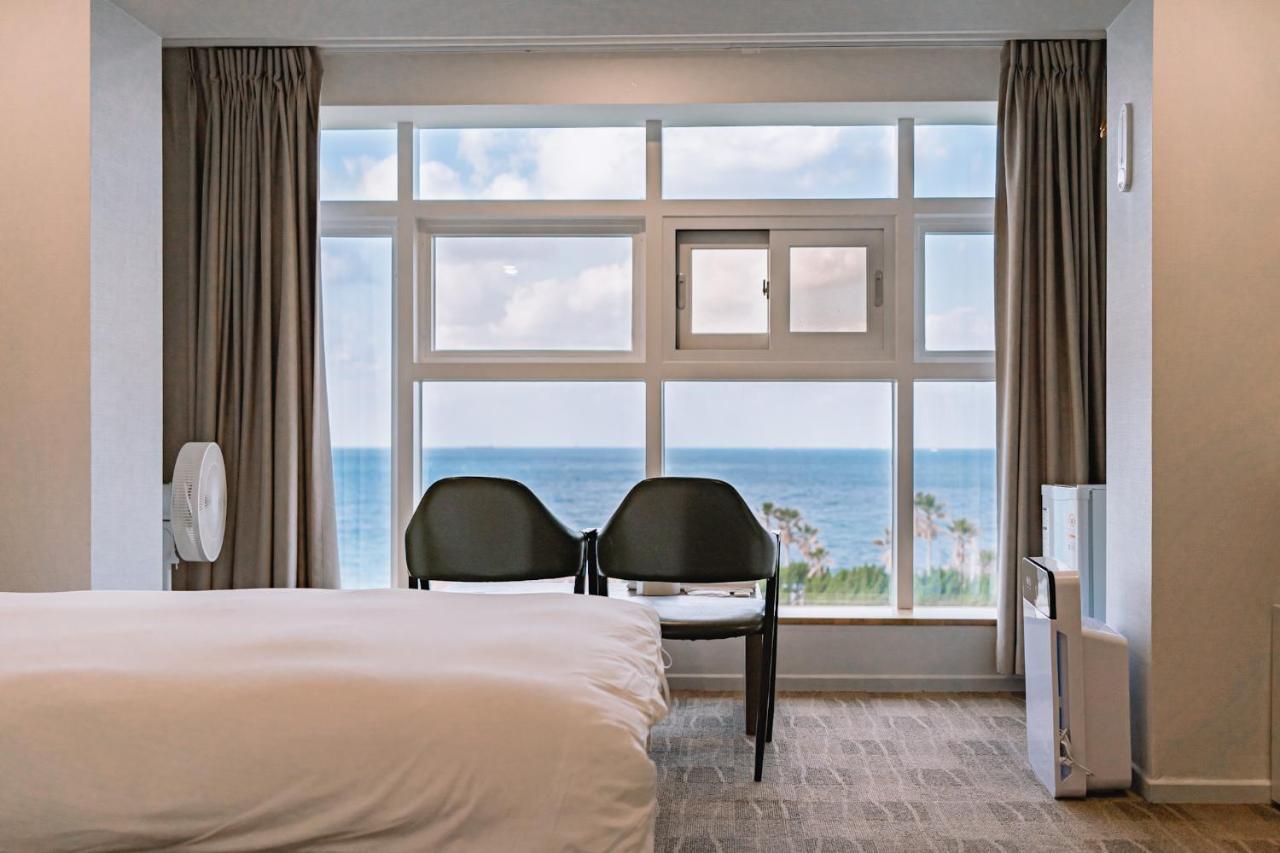 Cocoon Hotel Чеджу Екстериор снимка