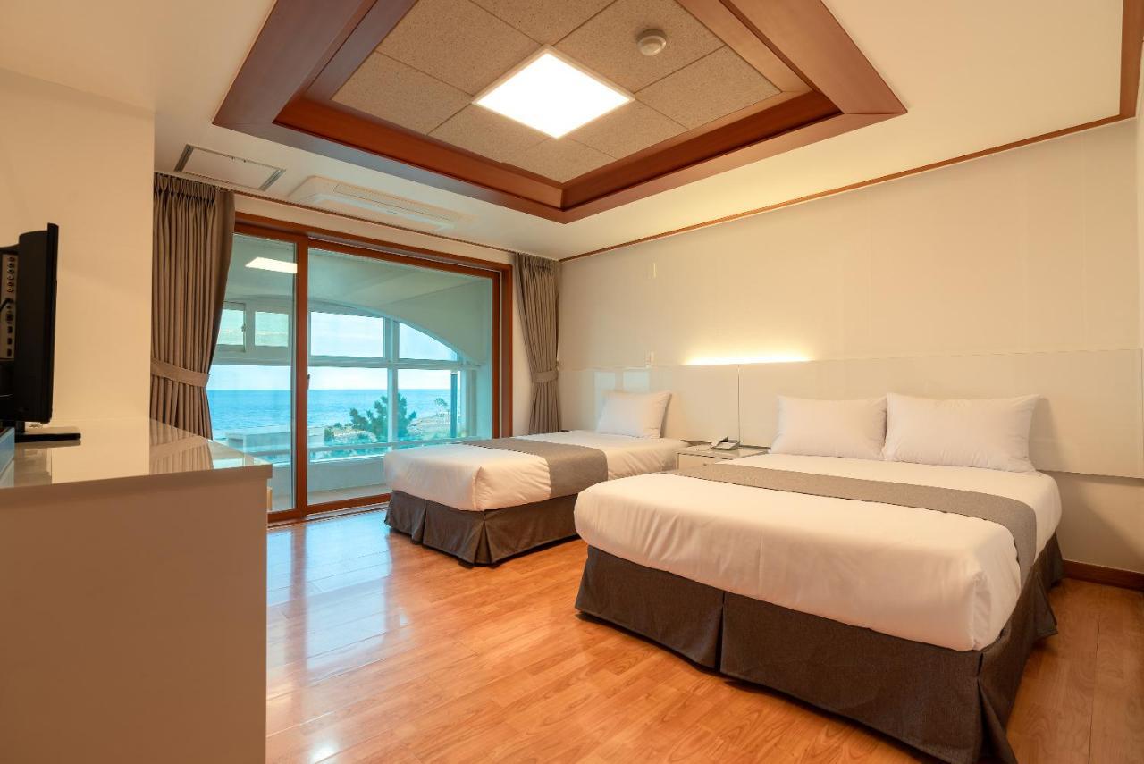 Cocoon Hotel Чеджу Екстериор снимка